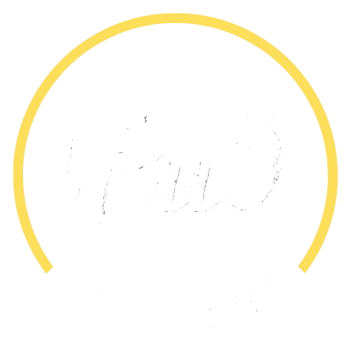 Logo d'Hello budget de couleur blanche sur fond transparent.